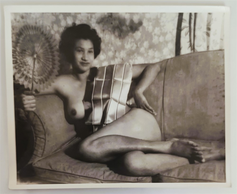 AdultStuffOnly.com - VINTAGE PHOTOGRAPH FROM THE 50s/60s BLACK EBONY BEAUTY  PIN UP NUDE BUSTY AA B&W 10x8 inches