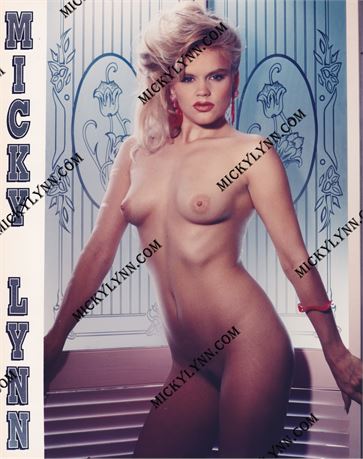 Micky Lynn Classic Full Nude Body - Glossy Poster